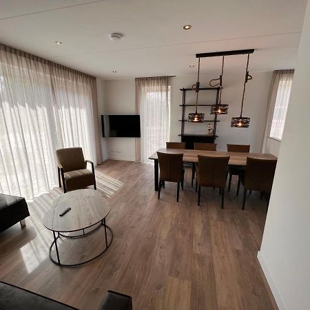 Luxe Villa Op Vakantiepark De Koorn-Aar Den Burg Kültér fotó